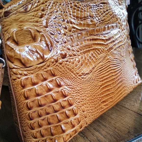 🌻EUC Brahmin Elaine Bag - Picture 10 of 14